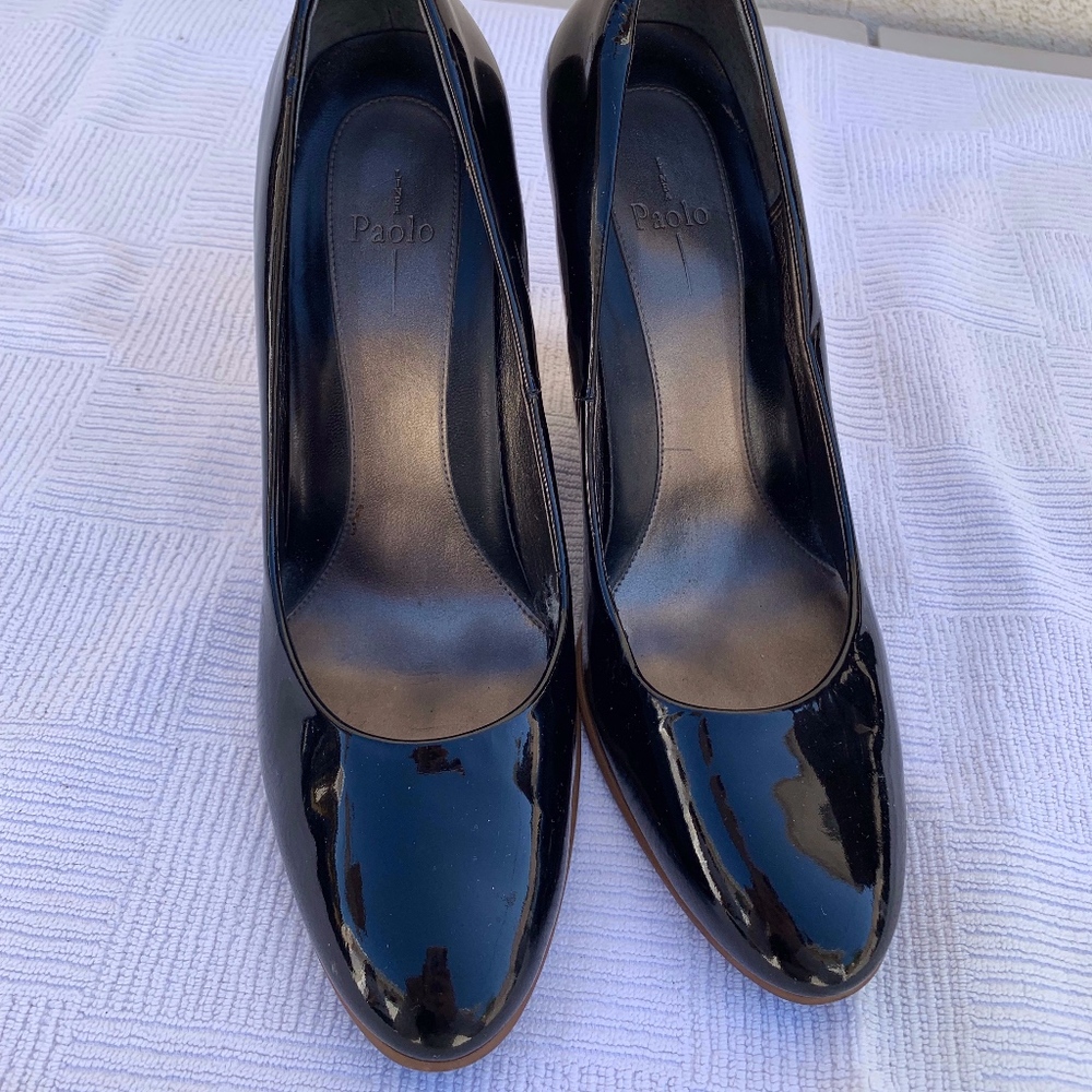 Black Patent Leather Paolo Linea wedges